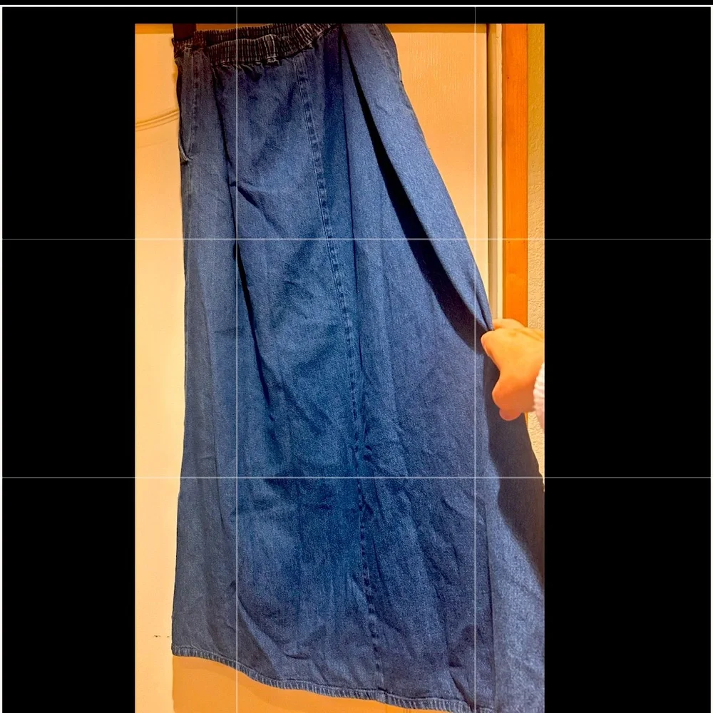 P.M.G. Collection denim cute skirt - Picture 5 of 6